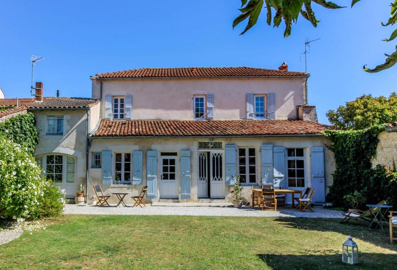 Bed and Breakfast La Madeleine La Jarrie Esterno foto